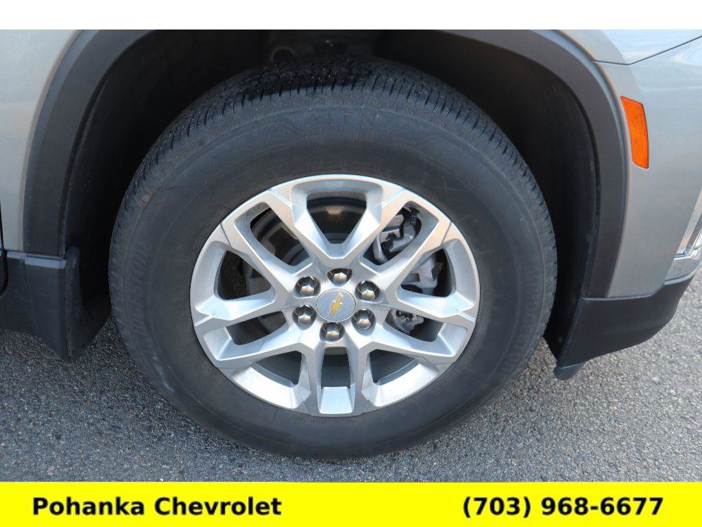 Used 2023 Chevrolet Traverse LS w/ Safety Package image 32