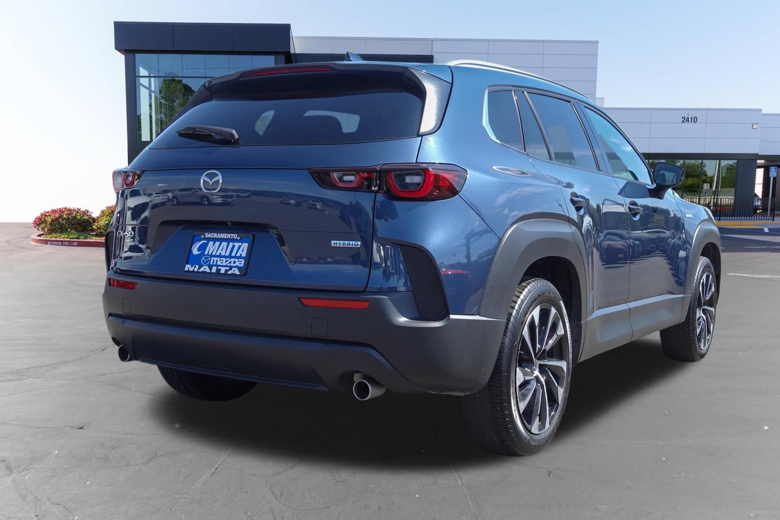Certified 2025 MAZDA CX-50 2.5 Hybrid w/ Premium Plus Pkg AWD/4WD image 4