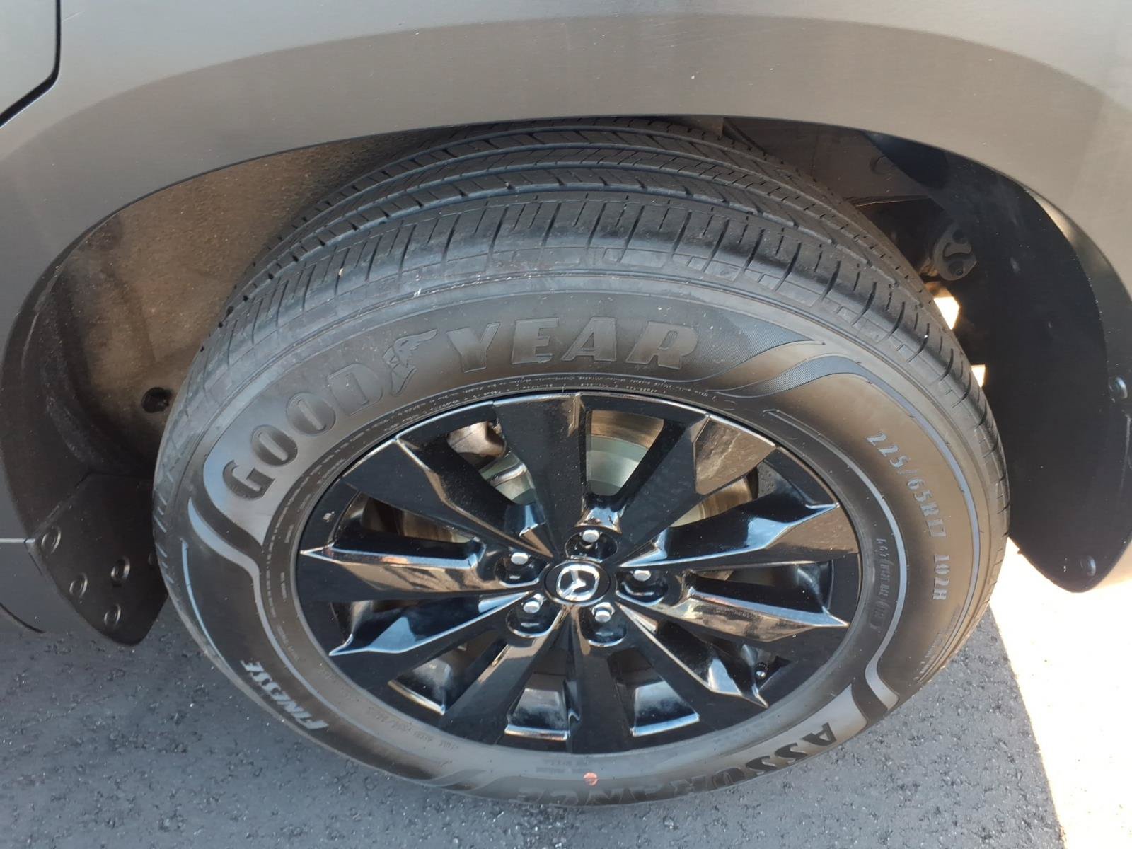 Used 2025 MAZDA CX-50 AWD 2.5 S w/ Preferred Package image 6