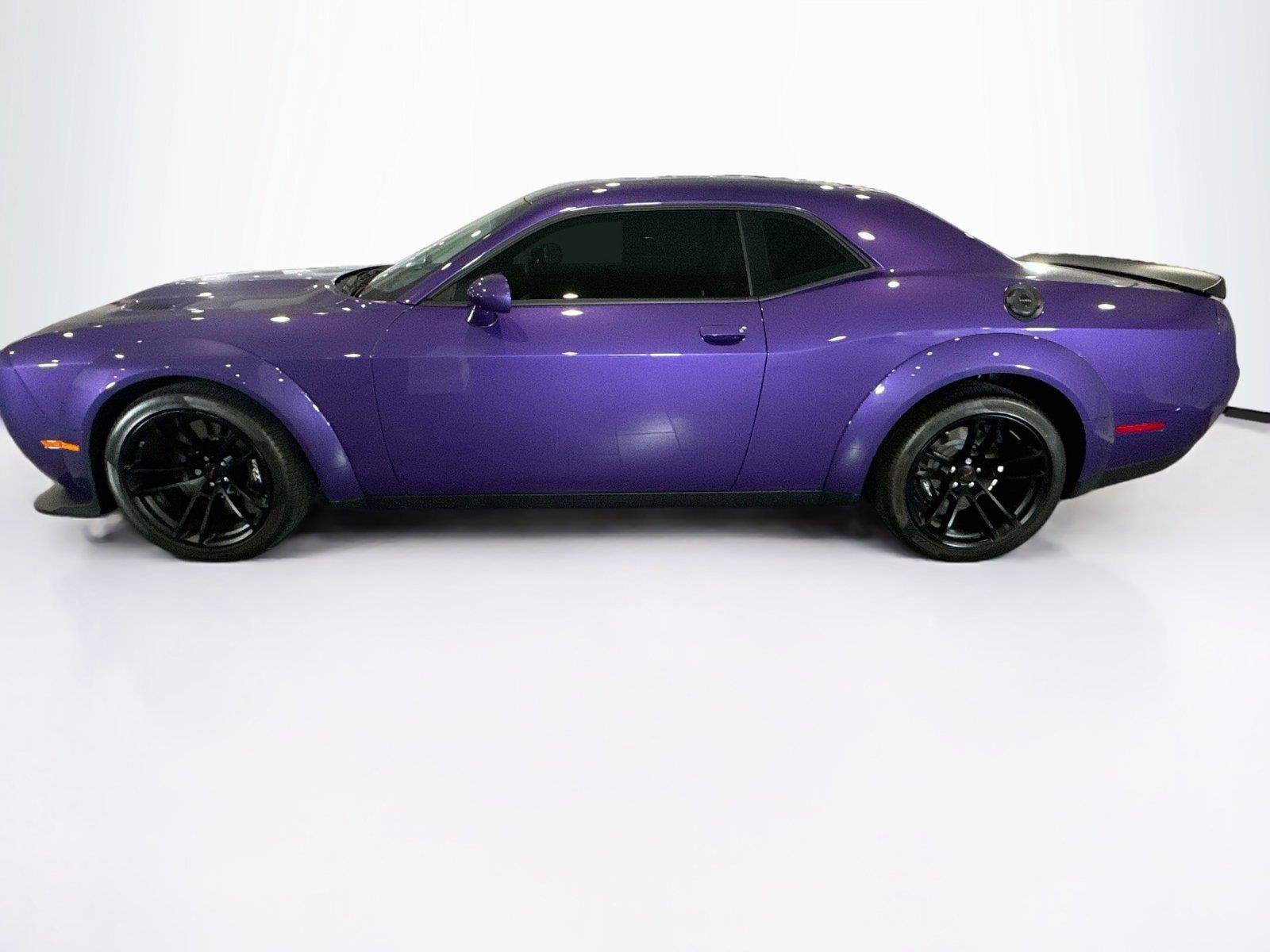 Used 2023 Dodge Challenger R/T Scat Pack RWD image 2
