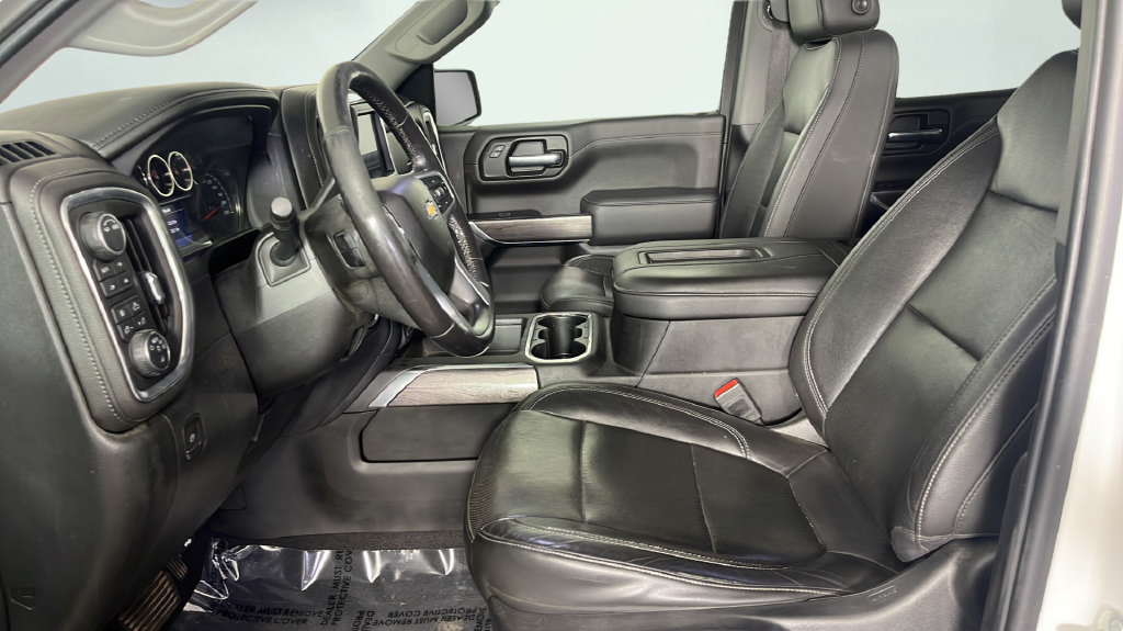 Used 2020 Chevrolet Silverado 1500 LTZ w/ LTZ Plus Package AWD/4WD image 16