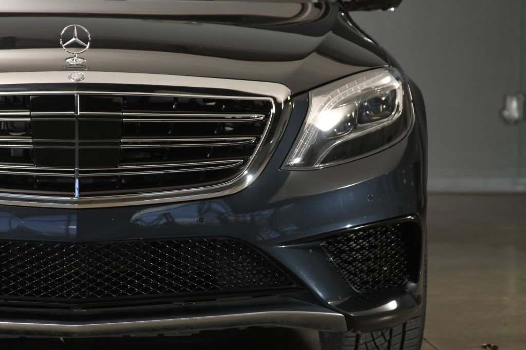 Used 2014 Mercedes-Benz S 63 AMG 4MATIC Sedan w/ Driver Assistance Package image 21