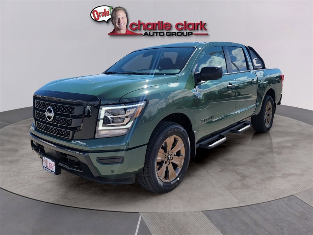 Used 2024 Nissan Titan SV w/ SV Bronze Edition Package image 1