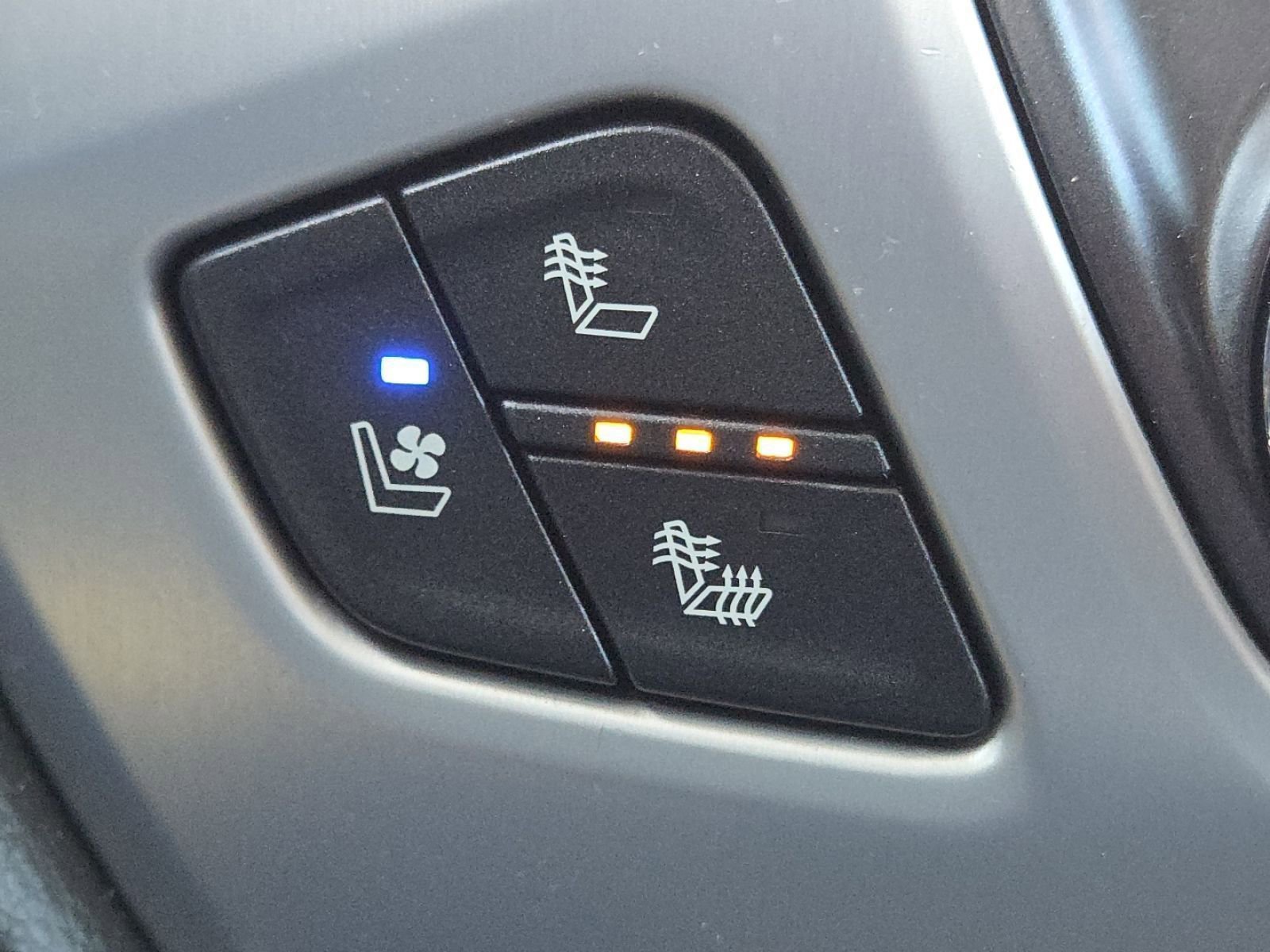 Used 2017 GMC Sierra 1500 SLT w/ SLT Premium Package image 5