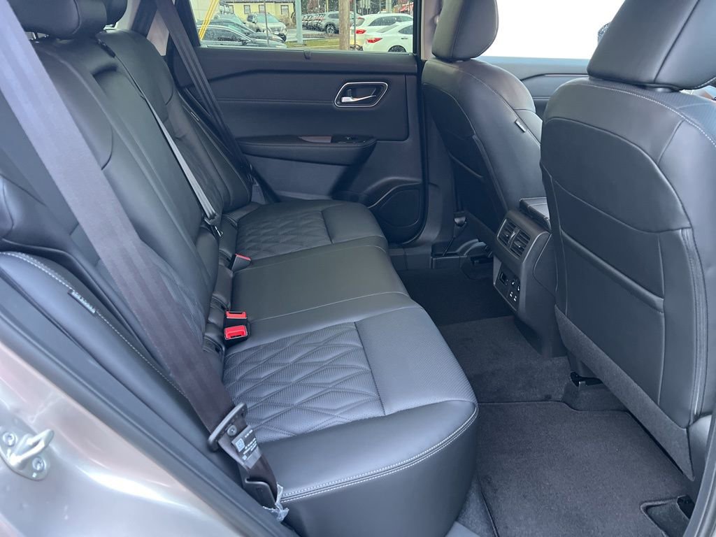 New 2026 Nissan Rogue Platinum w/ Platinum Premium Package image 38