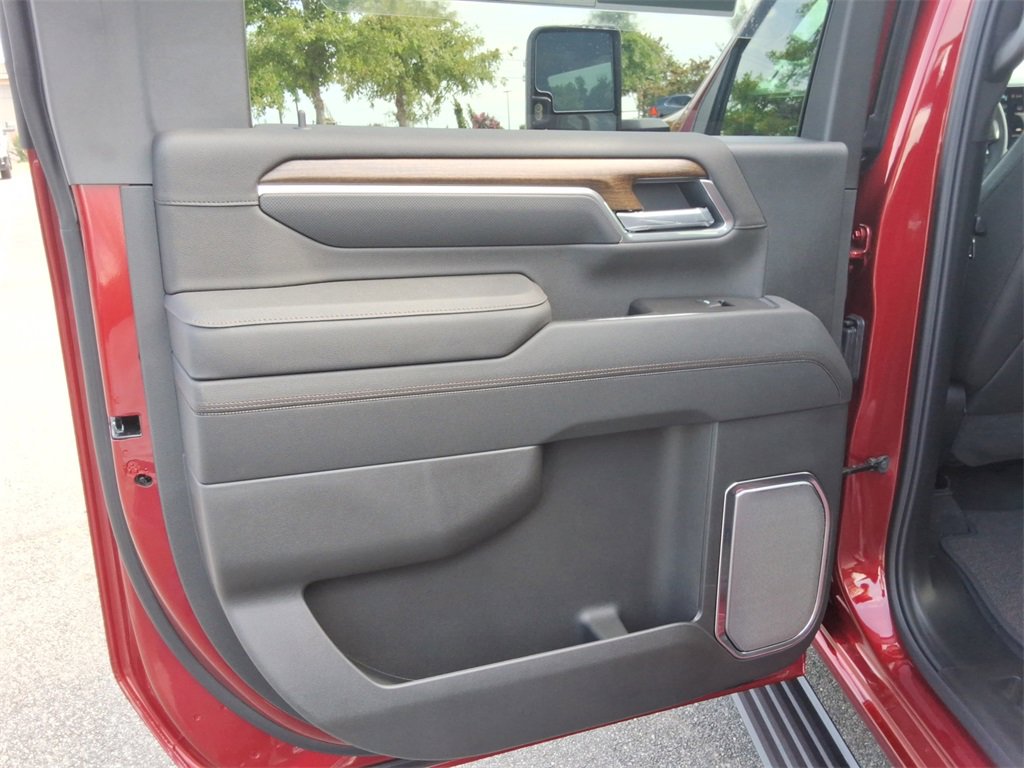 New 2026 Chevrolet Silverado 3500 High Country w/ High Country Premium Package image 21