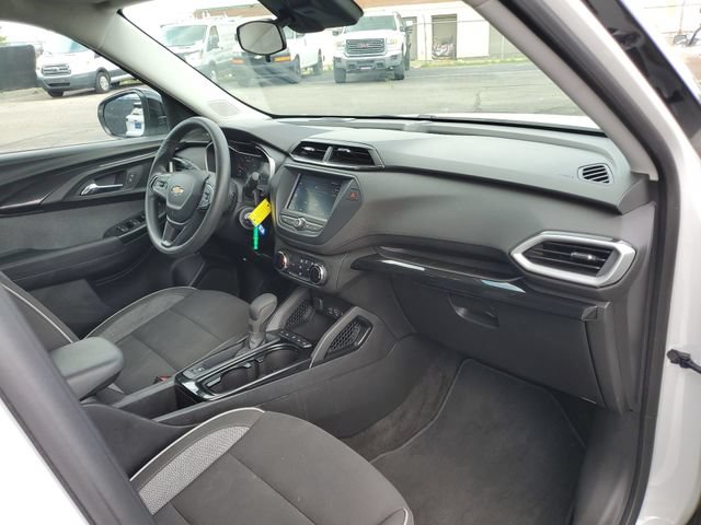 Used 2023 Chevrolet TrailBlazer LS AWD/4WD image 25