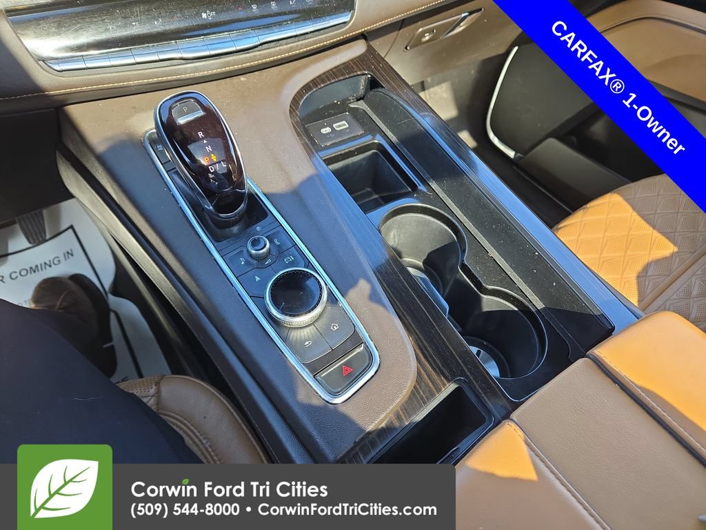 Used 2022 Cadillac Escalade ESV Premium Luxury AWD/4WD image 21
