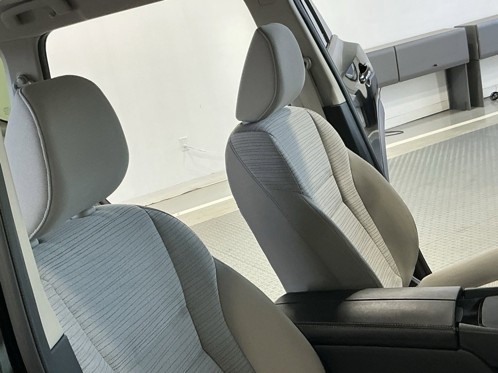 Used 2023 Nissan Rogue SV image 18