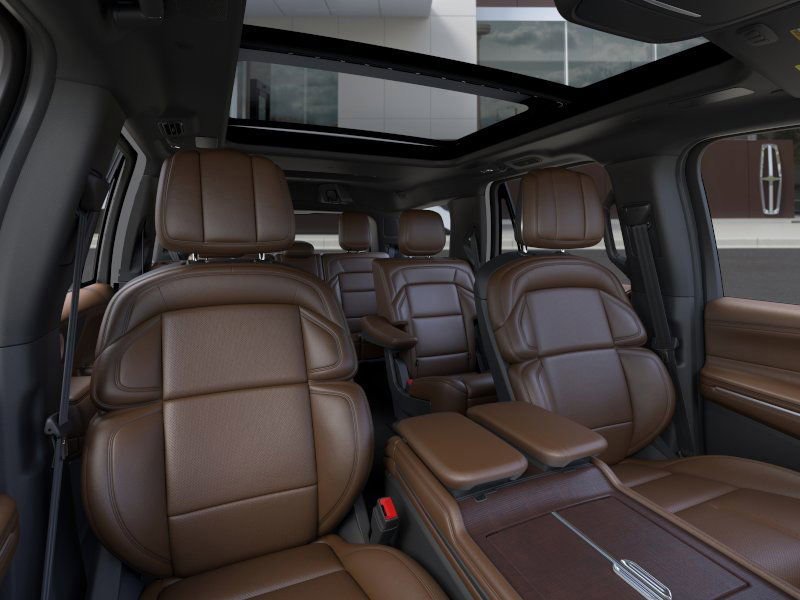 New 2025 Lincoln Navigator Reserve image 11