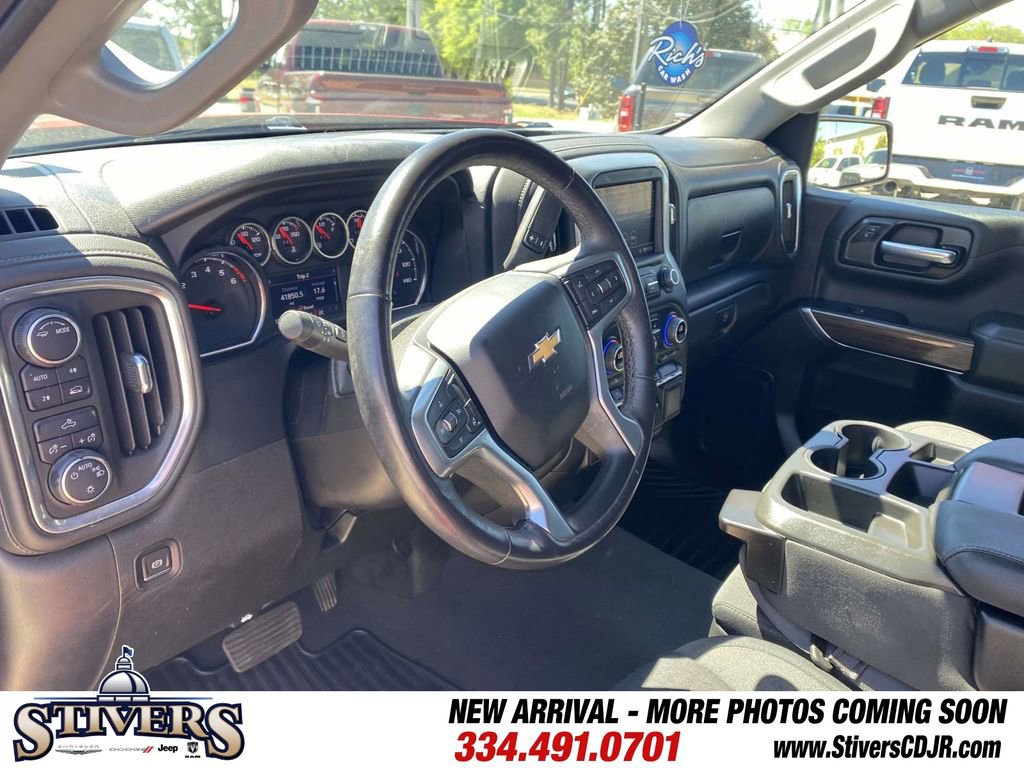 Used 2022 Chevrolet Silverado 1500 LT image 22
