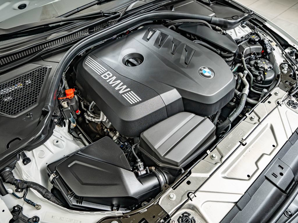 Certified 2025 BMW 330i xDrive Sedan w/ M Sport Package AWD/4WD image 43