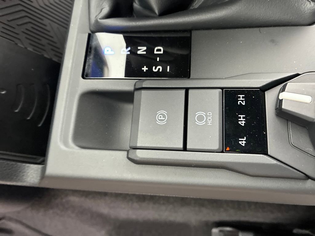 New 2026 Toyota 4Runner SR5 AWD/4WD image 39