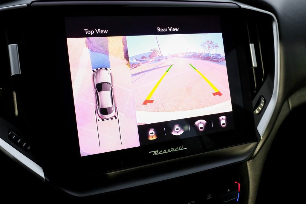 Used 2023 Maserati Ghibli Modena image 21