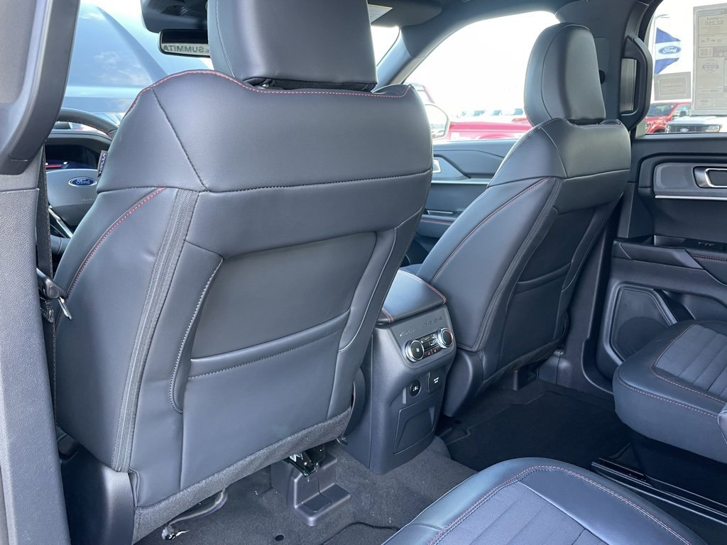 New 2026 Ford Explorer ST-Line w/ ST-Line Street Pack image 57