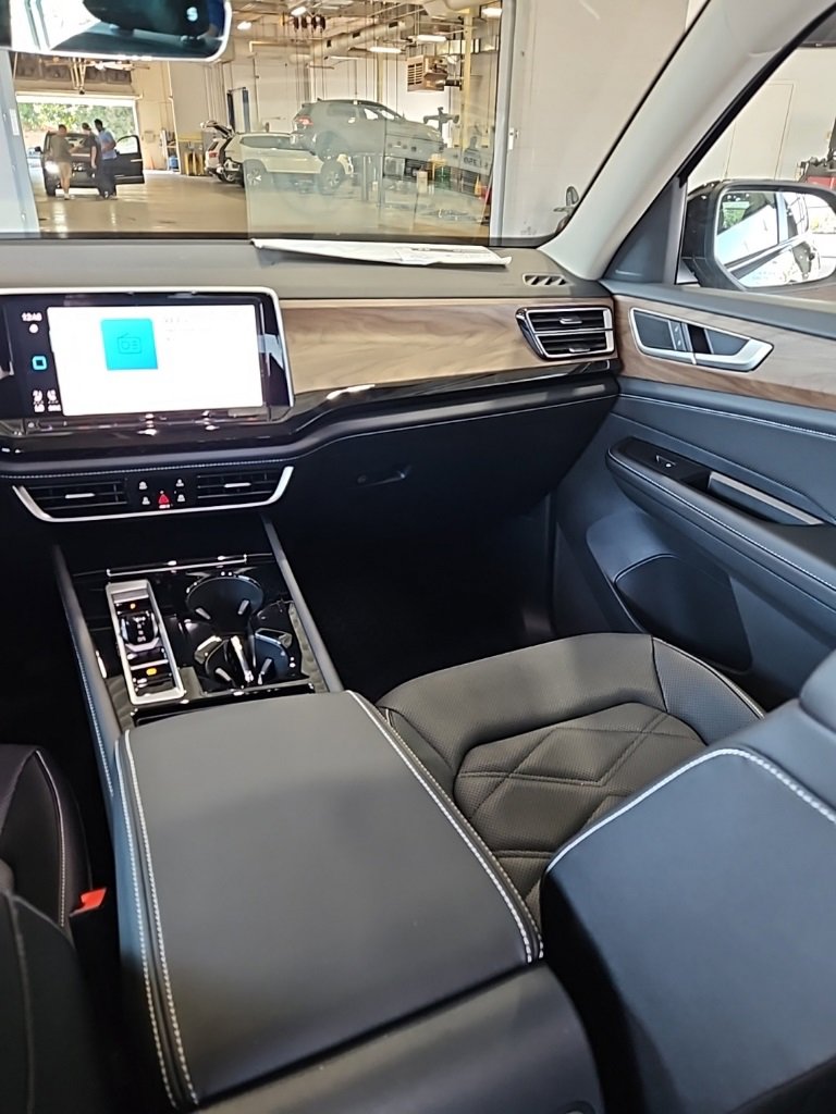 New 2026 Volkswagen Atlas SE image 26