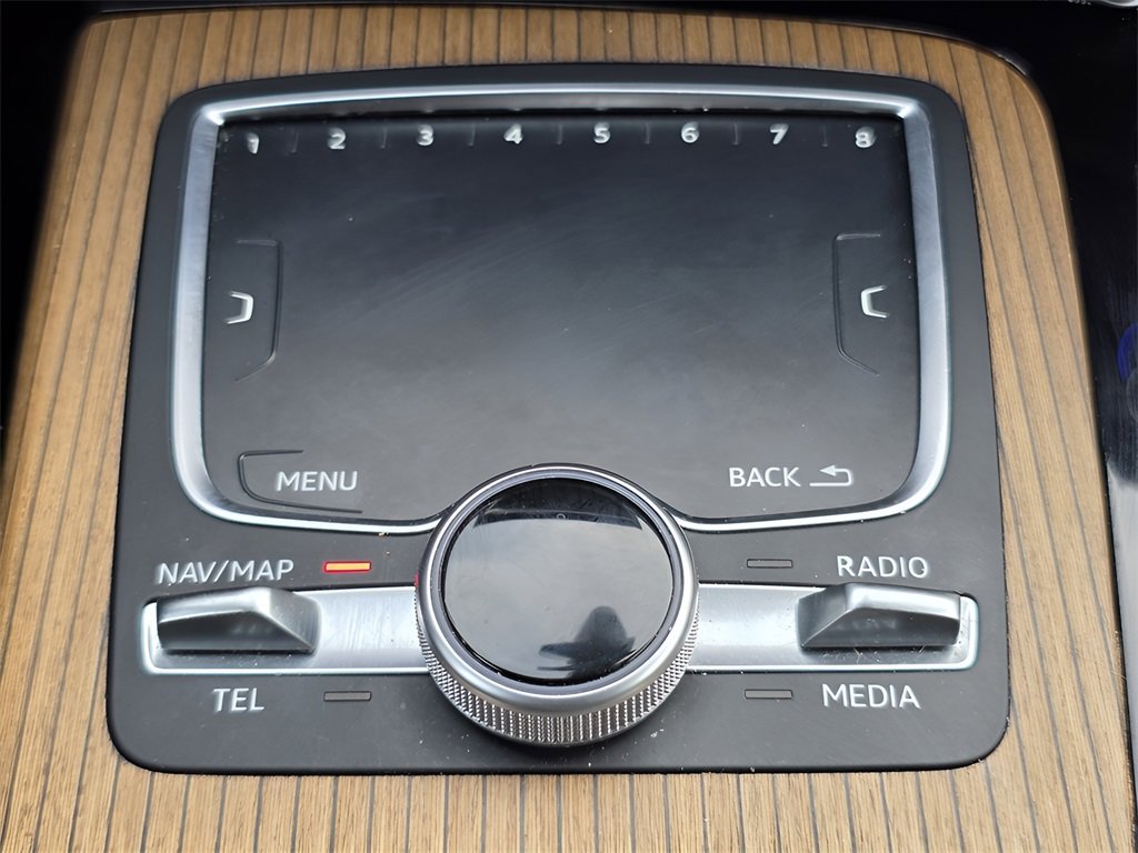 Used 2017 Audi Q7 3.0T Premium image 35