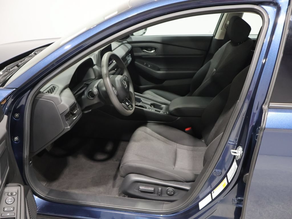 Used 2024 Honda Accord EX image 10