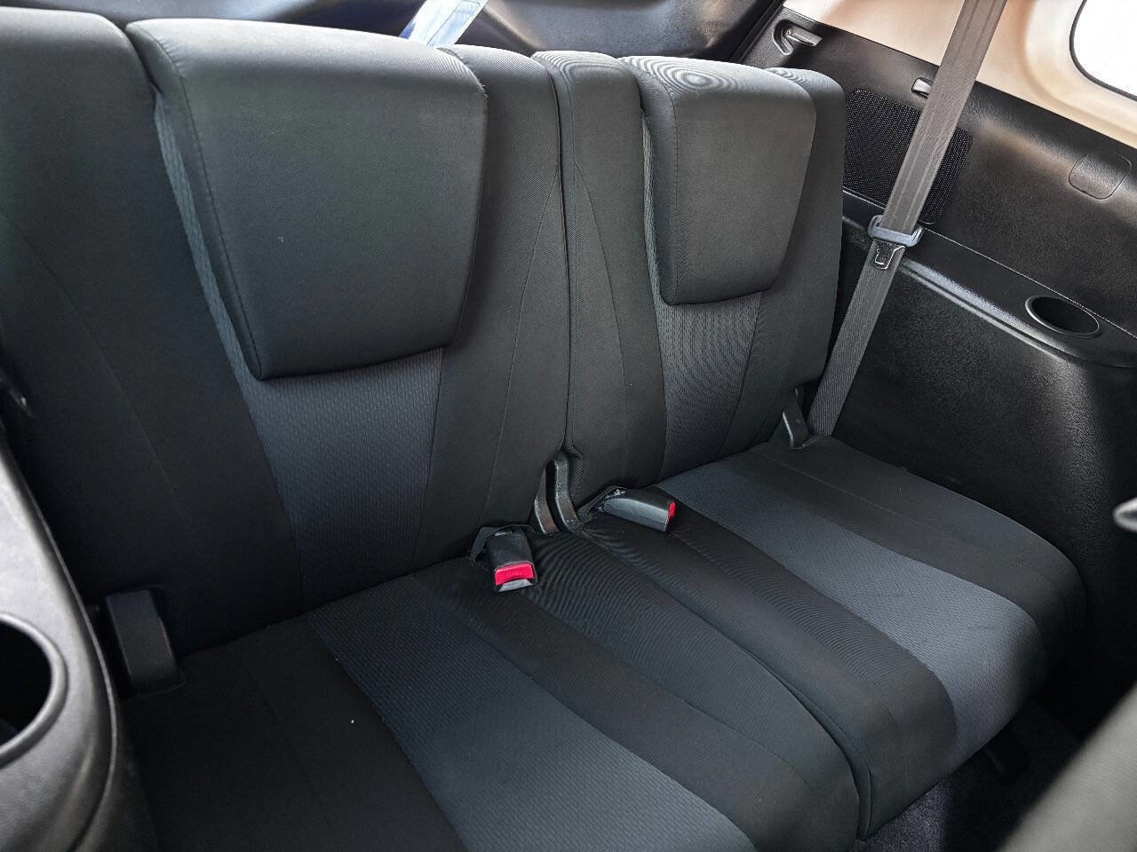 Used 2015 MAZDA MAZDA5 Sport image 32