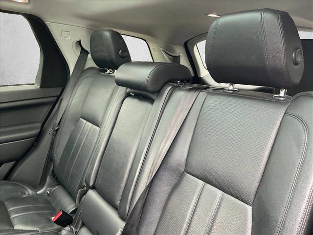 Used 2017 Land Rover Discovery Sport HSE AWD/4WD image 14