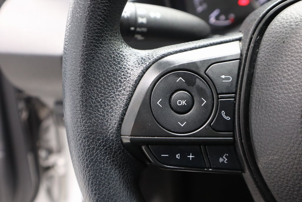 Used 2022 Toyota Corolla LE image 28