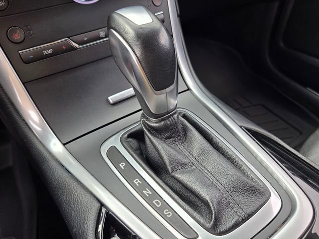 Used 2018 Ford Edge Titanium w/ Technology Package FWD image 26