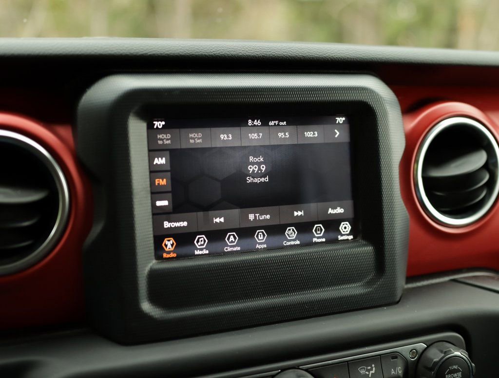 Used 2021 Jeep Wrangler Unlimited Rubicon w/ Cold Weather Group image 12