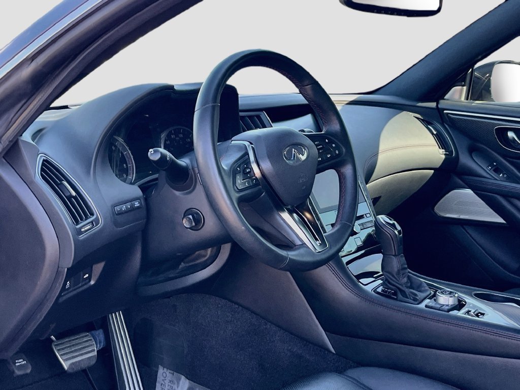Used 2022 INFINITI Q60 Red Sport 400 w/ Proactive Package RWD image 9