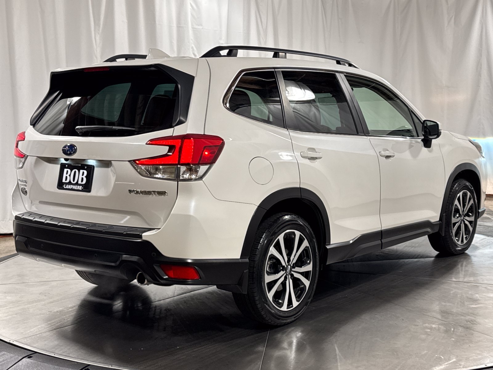 Used 2023 Subaru Forester Limited AWD/4WD image 10