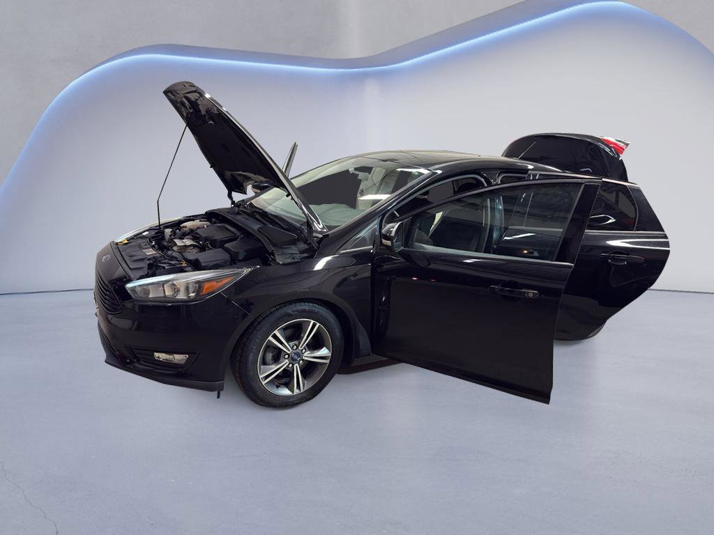 Used 2016 Ford Focus SE FWD image 9