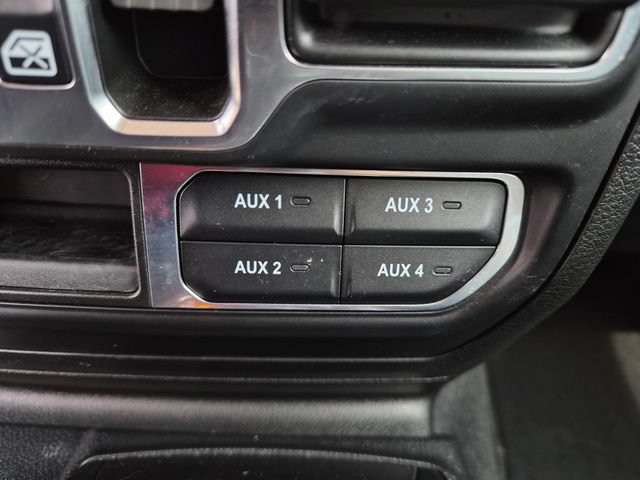 Used 2021 Jeep Wrangler Unlimited Sahara AWD/4WD image 27
