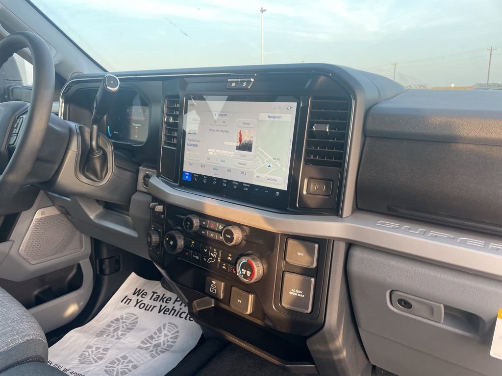 New 2026 Ford F250 XLT w/ XLT Premium Package image 27