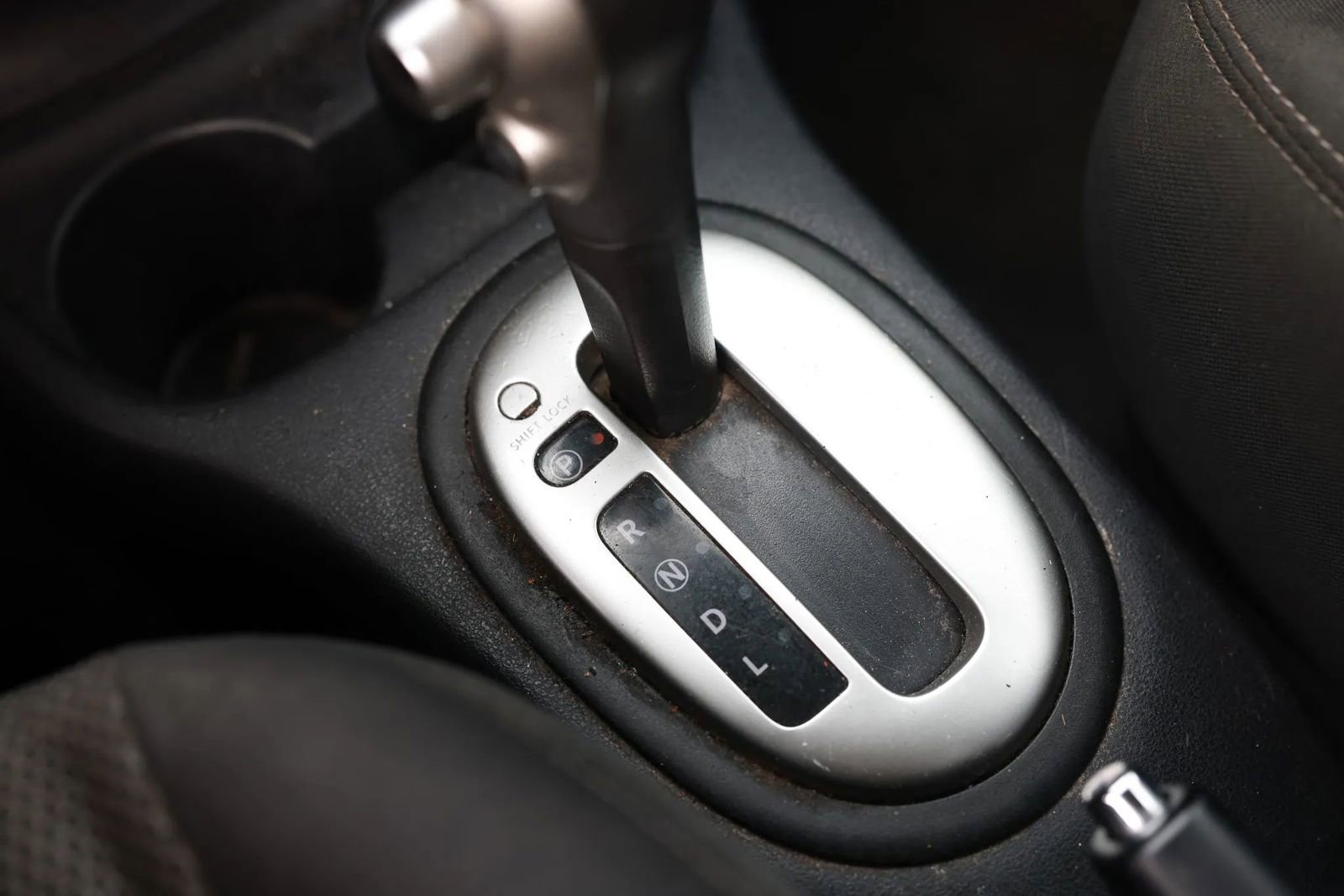 Used 2014 Nissan Versa SV image 35