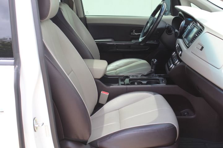 Used 2016 Kia Sedona SX Limited FWD image 24