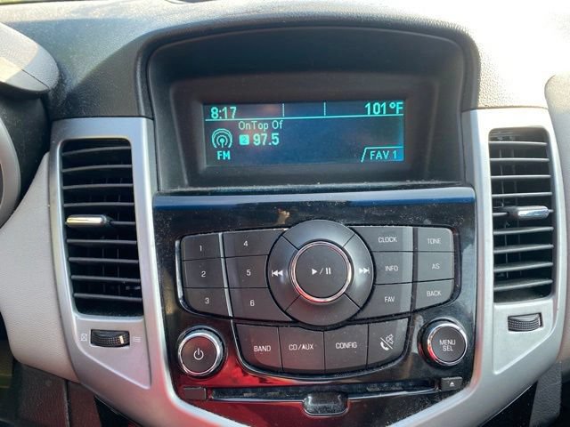 Used 2012 Chevrolet Cruze LS FWD image 19