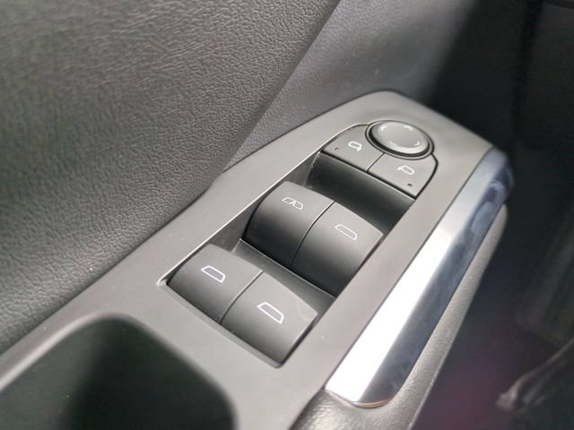 Used 2024 Chevrolet Traverse LT w/ Midnight/Sport Edition FWD image 29