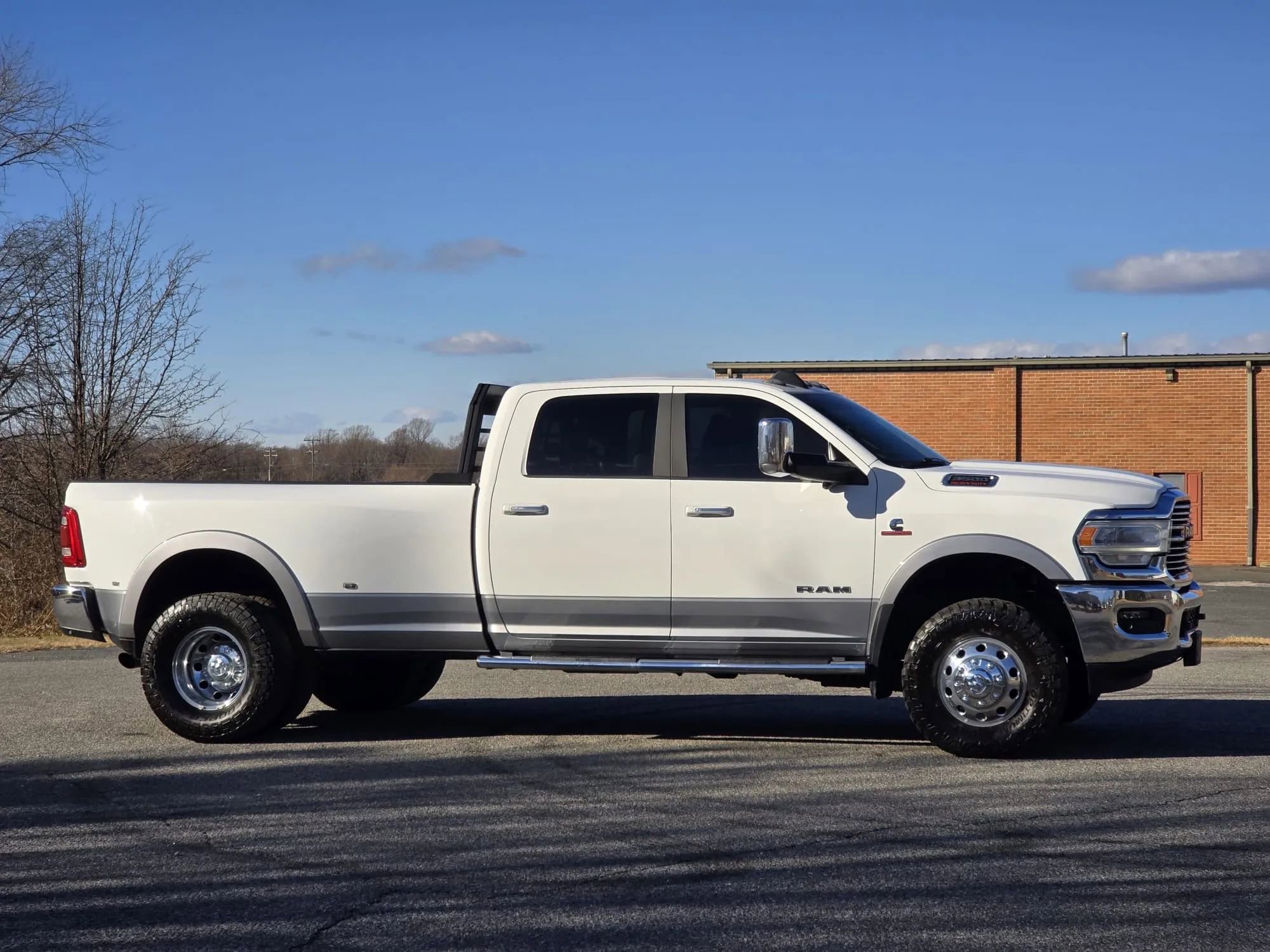 Used 2019 RAM 3500 Laramie image 8
