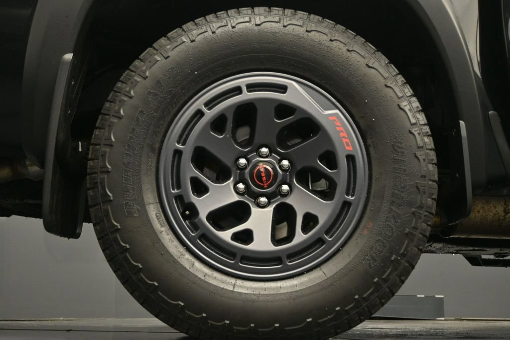 Certified 2026 Nissan Frontier Pro-X w/ Pro-X Convenience Package RWD image 12