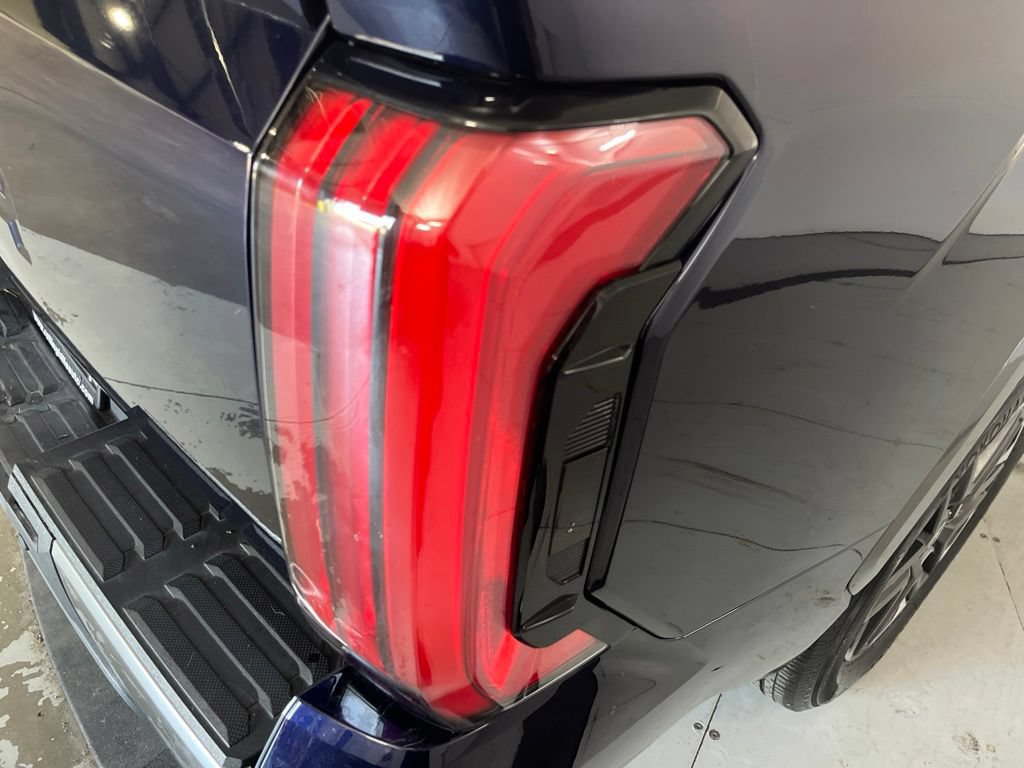 Certified 2025 Toyota Tundra Limited AWD/4WD image 47