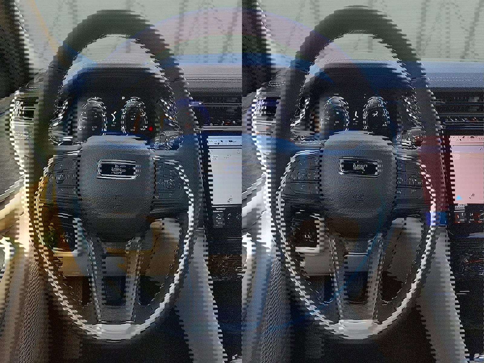 New 2025 Jeep Grand Cherokee Limited w/ Luxury Tech Group II image 12