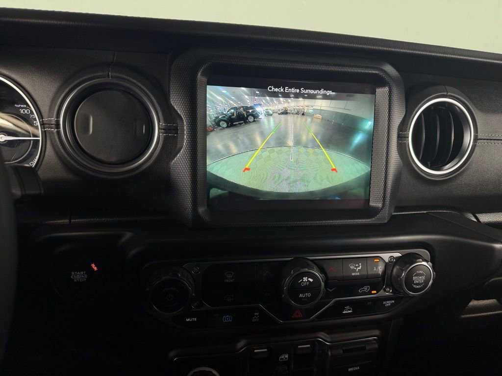 Used 2023 Jeep Wrangler Unlimited Sahara image 23