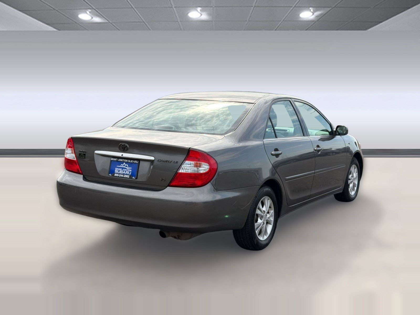 Used 2004 Toyota Camry LE FWD image 9