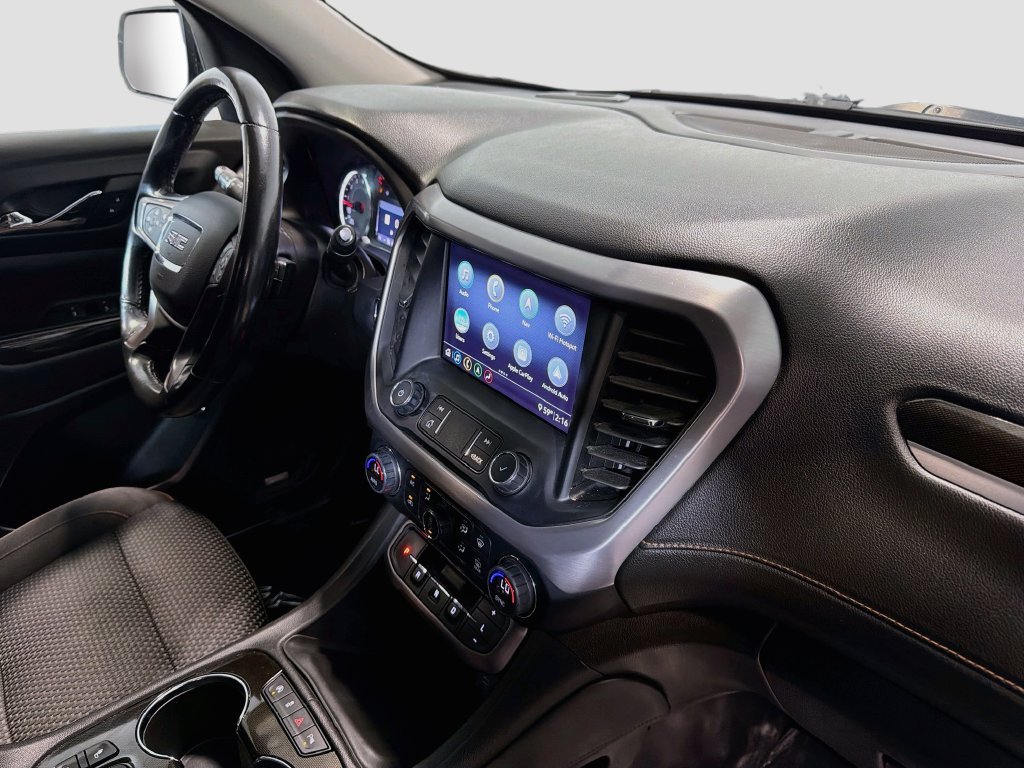 Used 2020 GMC Acadia AT4 w/ GMC Pro Grade Package AWD/4WD image 30
