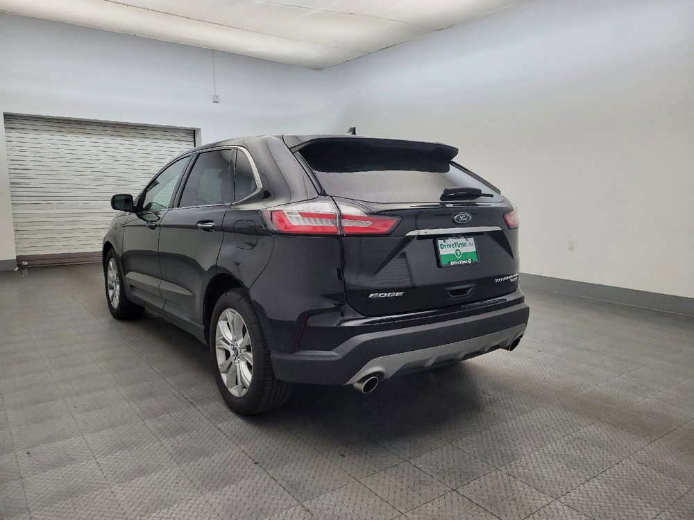 Used 2019 Ford Edge Titanium w/ Equipment Group 301A FWD image 5