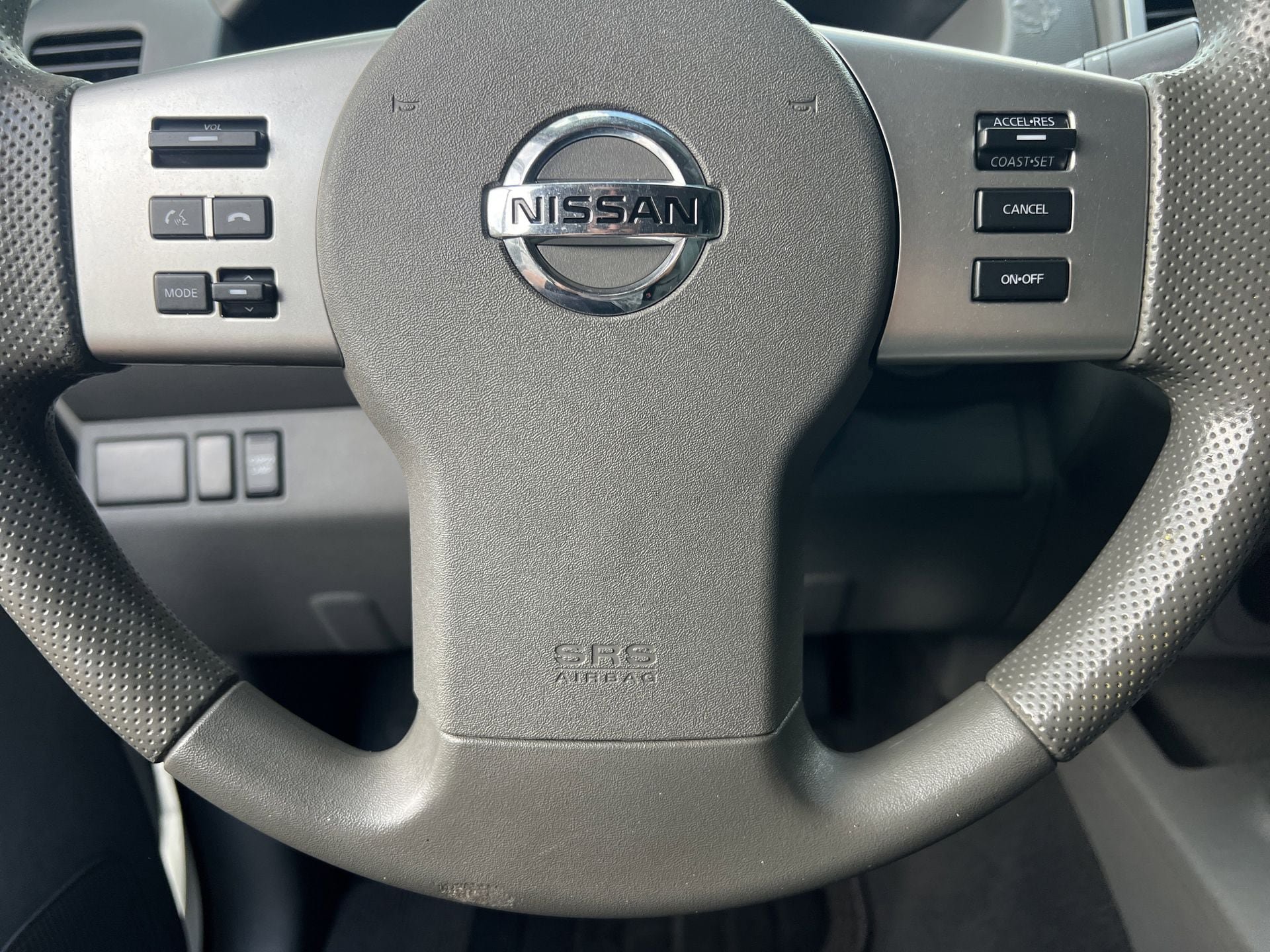 Used 2020 Nissan Frontier S RWD image 8