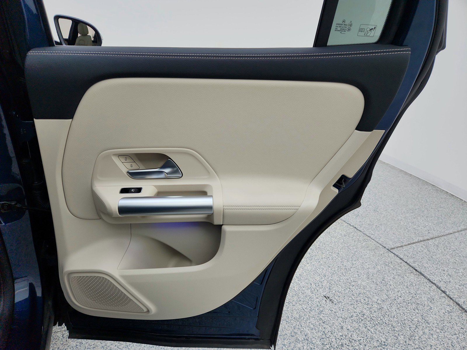 Certified 2023 Mercedes-Benz GLA 250 4MATIC image 33