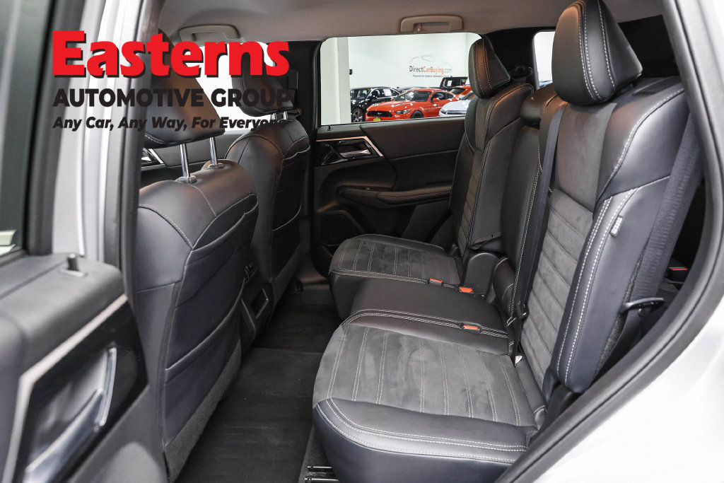 Used 2024 Mitsubishi Outlander SE AWD/4WD image 22