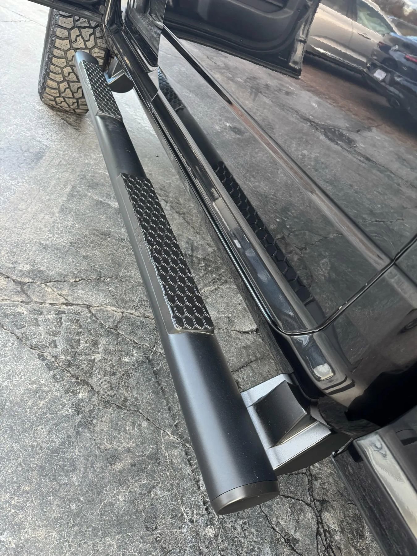 Used 2018 RAM 2500 Laramie w/ Sport Appearance Group image 25