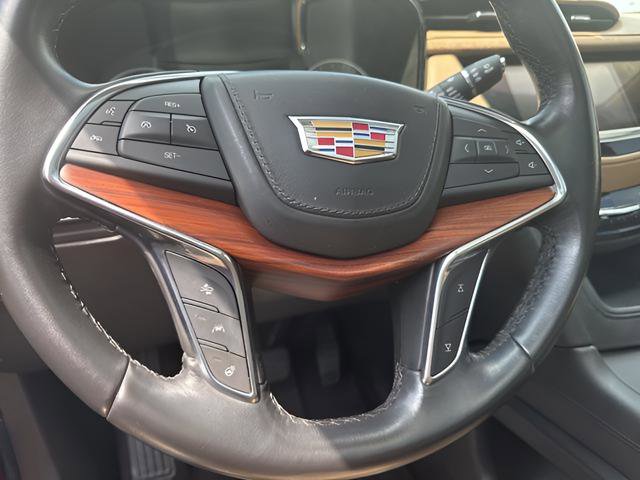 Used 2019 Cadillac XT5 Platinum AWD/4WD image 17
