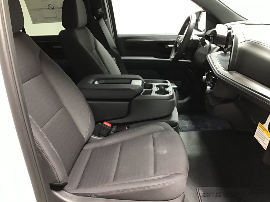 New 2026 Chevrolet Tahoe LS image 8